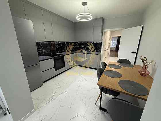 Продаж Квартира 3-кімнатна на Балтийский пер., 23 Киев