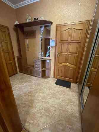 Оренда Квартира 1-кімнатна, 12/16 поверх на ул. Княжий Затон Kiev