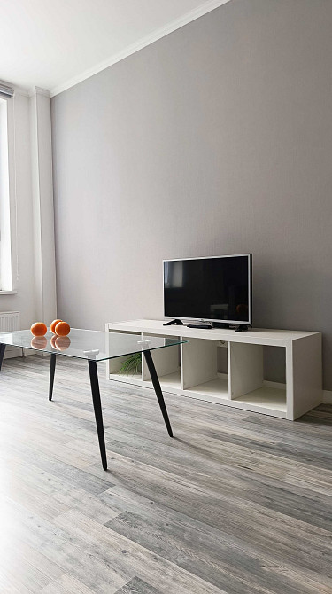 Продаж Квартира 1-кімнатна, 18/24 поверх на Глушкова Академіка вул., д. 9-В Київ - фото 2