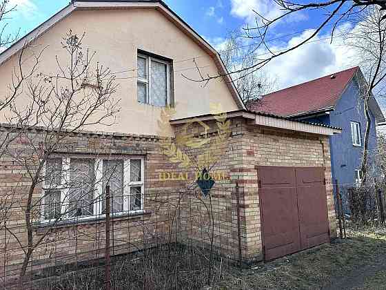 Продаж Будинок 4-кімнатний 