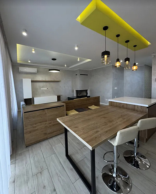 Продаж 2 поверхового будинку з гаражем і ділянкою на 2.3 сотки, 151 кв. м, Байківці Байківці - фото 1