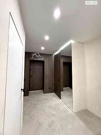 Продаж Квартира 1-кімнатна, 3/4 поверх на Володимирська вул., д. 76-Б Kiev