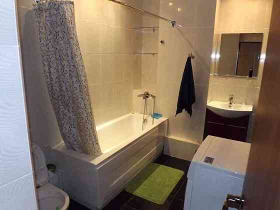 Оренда Квартира 1-кімнатна, 1/5 поверх на Воскресенская ул., 6 Київ