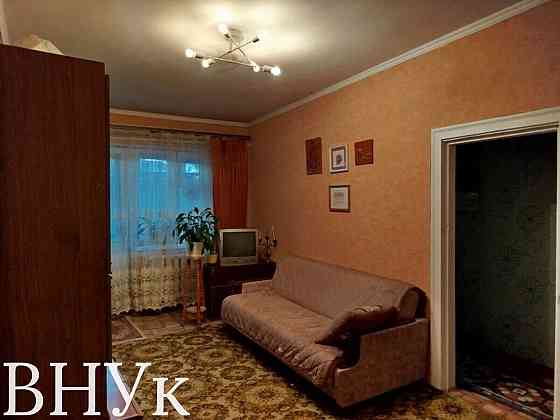 Продаж Квартира 2-кімнатна, 4/4 поверх на Центр Луцк