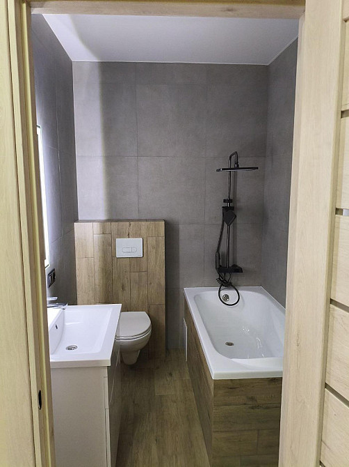 Продаж Квартира 1-кімнатна, 9/9 поверх на вул. Соборна Ровно - изображение 4