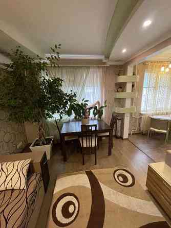 Оренда Квартира 3-кімнатна, 9/14 поверх на ул. Академика Заболотного Київ