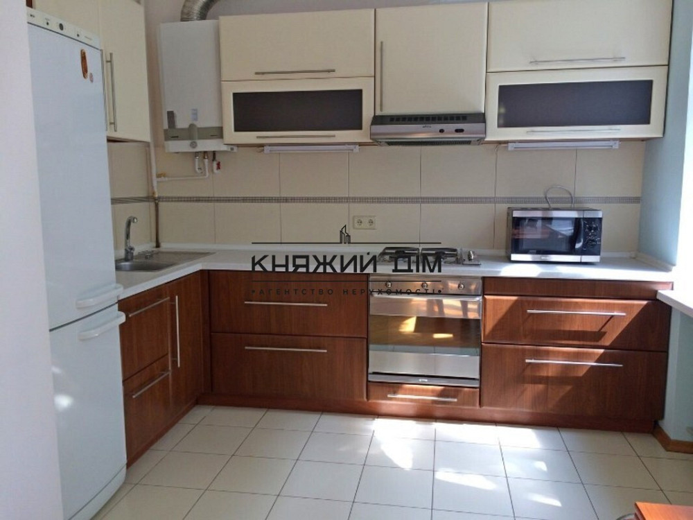 Оренда Квартира 2-кімнатна, 4/4 поверх на Лютеранская ул. Київ - фото 4