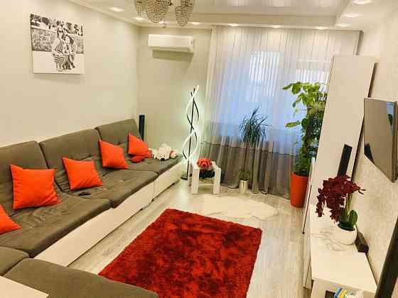 Оренда Квартира 2-кімнатна, 5/17 поверх на вул. Кадетський Гай, 6 Киев