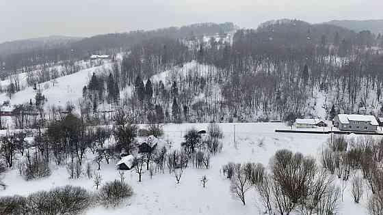 Продаж земельної ділянки 10 соток Urych