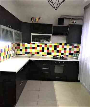 Капитальный дом на приватизированном участке 5 соток ,Червоный Хутор Лиманка