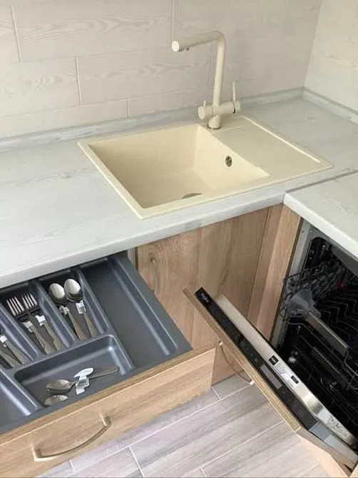 Оренда Квартира 1-кімнатна, 2/5 поверх на Печерський узвіз, 18 Київ - фото 2