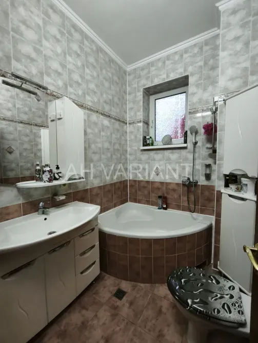 Продаж 3к Квартира 89 кв.м Возз'днання 17 Ужгород - фото 7