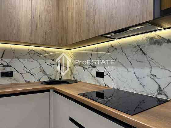 Продаж Квартира 1-кімнатна, 11/25 поверх на вул. Олександра Олеся Kiev