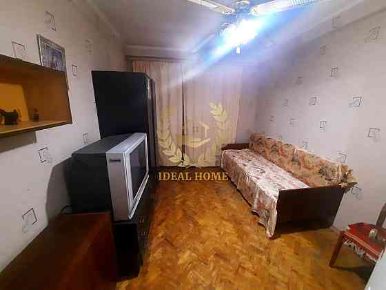 Продаж Квартира 3-кімнатна, 7/9 поверх на Качуровского Игоря пер., 1А Киев