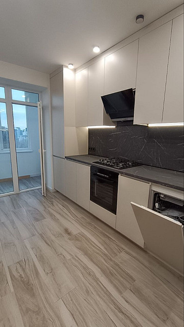 Продаж Квартира 1-кімнатна, 9/10 поверх на Целевича Ивано-Франковск - изображение 3