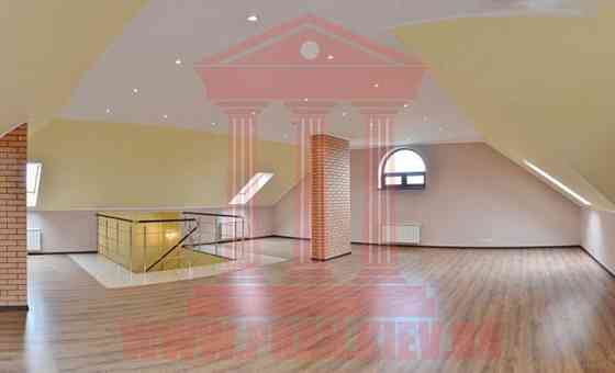 Продаж 3-поверховий Будинок з ділянкою 13 сот 350 кв.м   Гора