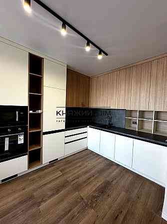 Продаж Квартира 1-кімнатна, 12/26 поверх на Причальная ул. Киев