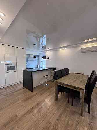 Продаж 3к Квартира 108 кв.м проспект Миру 21 Житомир