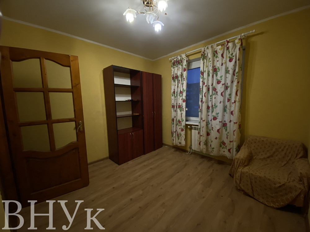 Продаж Квартира 3-кімнатна, 6/9 поверх на 8 березня Ужгород - фото 4