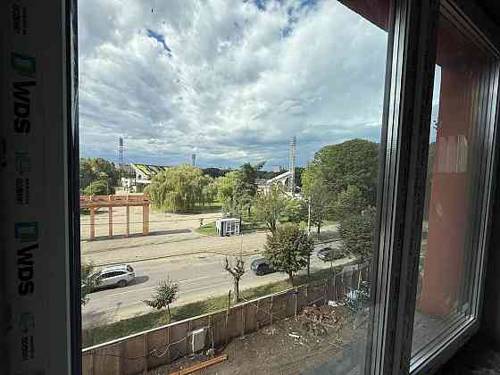 Продаж Квартира 2-кімнатна, 4/10 поверх на Вул.Чорновола Івано-Франківськ