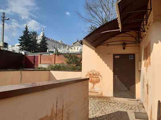 Оренда торгове приміщення на Оводова поверх - 1/4 Вінниця