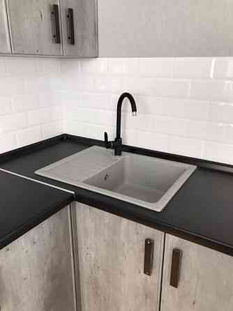 Оренда Квартира 1-кімнатна, 27/36 поверх на пр. Соборности, 30а Київ