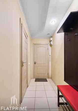 Продаж Квартира 2-кімнатна, 4/5 поверх на Мрії вул. (Академіка Туполєва) вул., д. 4 Київ