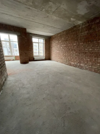 Однокімнатна, простора квартира в новому зданому ЖК Сади Рів'єри. Фонтанка