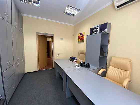 4 кімнатна квартира, Цент, Олімпійська, вул. Ділова, 6, Печерський район Kiev