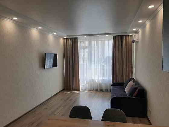 Оренда Квартира 2-кімнатна, 4/21 поверх на ул. Заречная, 6 Киев