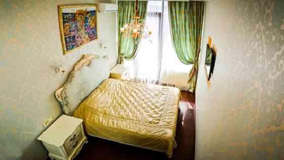 Оренда Квартира 3-кімнатна, 13/14 поверх на Греческая ул., 1а Одеса