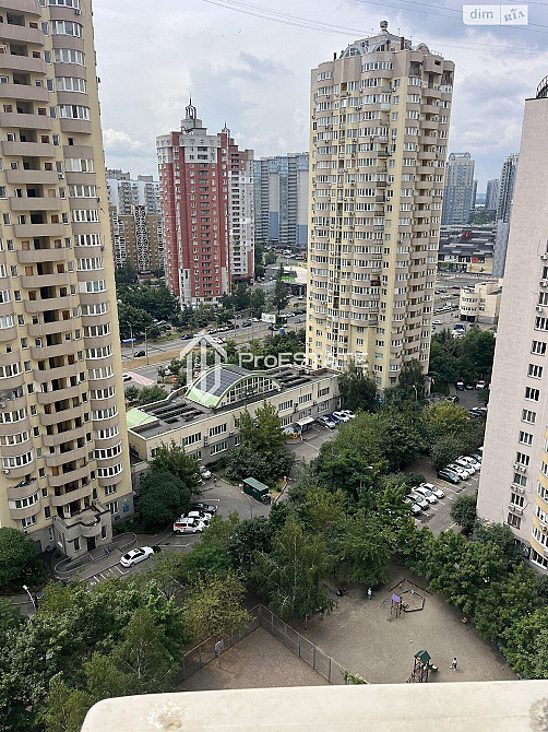 Продаж Квартира 3-кімнатна, 16/24 поверх на вул. Урловская Київ - фото 19