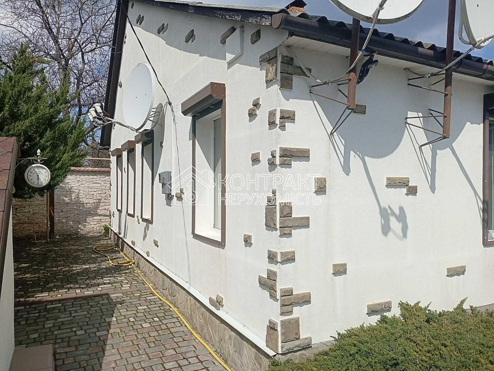 Продаж Будинок 4-кімнатний на вул. малинова Бабаї - фото 1