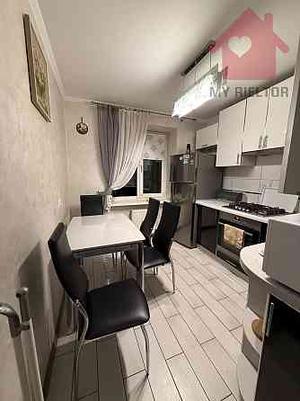 Оренда Квартира 2-кімнатна, 5/5 поверх на Жемайте Ужгород