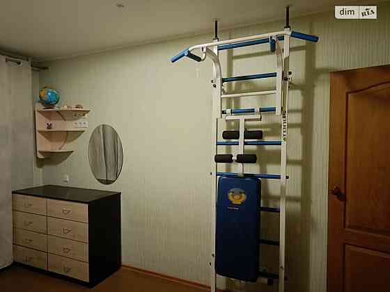 Оренда Квартира 3-кімнатна, 6/9 поверх на вул. Вірменська, 3 Kiev