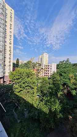 Продаж 3к. квартири, НАУ Kiev