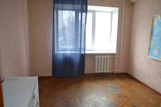 Продаж Квартира 3-кімнатна, 3/9 поверх на Дегтярівська вул., д. 58 Київ