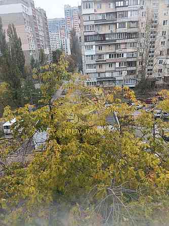 1-кімнатна квартира біля метро Героїв Дніпра, Оболонь Kiev