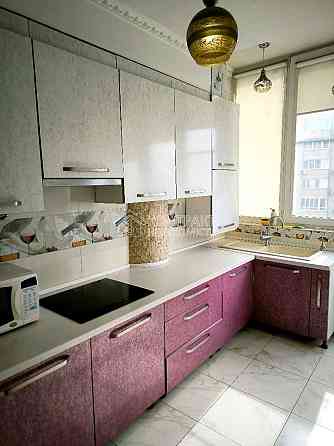 Оренда Квартира 4-кімнатна, 10/15 поверх на вул. Гвардійців Широнінців Харків