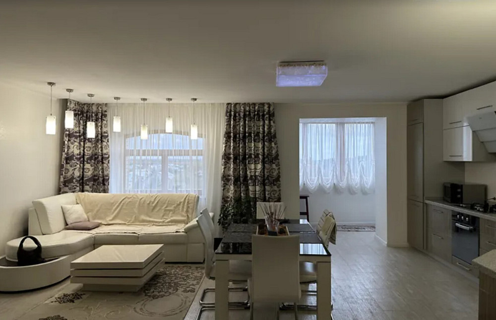 Продаж 2к квартири 91.07 кв. м, Велика Березовиця Velikaya Berezovica - photo 1