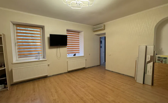 Продам дом с ремонтом в Одессе (ул.Платановая) Одеса