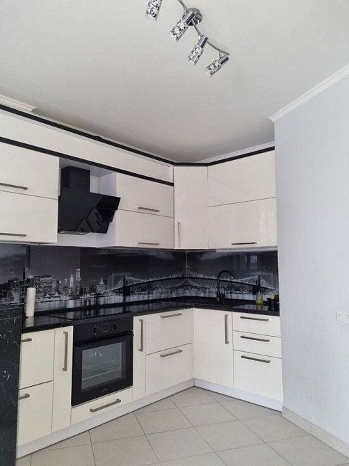 Оренда Квартира 2-кімнатна, 7/23 поверх на Академіка Глушкова, 9в Київ - фото 1