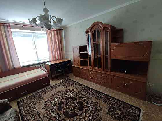 Оренда Квартира 2-кімнатна, 10/11 поверх на вул. Анни Ахматової, 7/15 Kiev