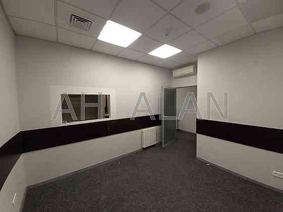 Оренда Будинок 3-кімнатний на Шовковична вул., 42/44 Kiev