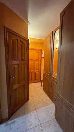 Продаж Квартира 2-кімнатна, 5/5 поверх на Строителей, 4а Київ