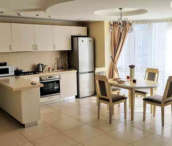 2 кімнатна квартира, булвар Лесі Українки, 10, Печерськ Kiev