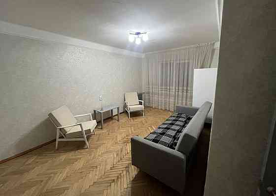 Продаж Квартира 3-кімнатна, 6/9 поверх на Кубанської України вул., д. 35/24 Kiev