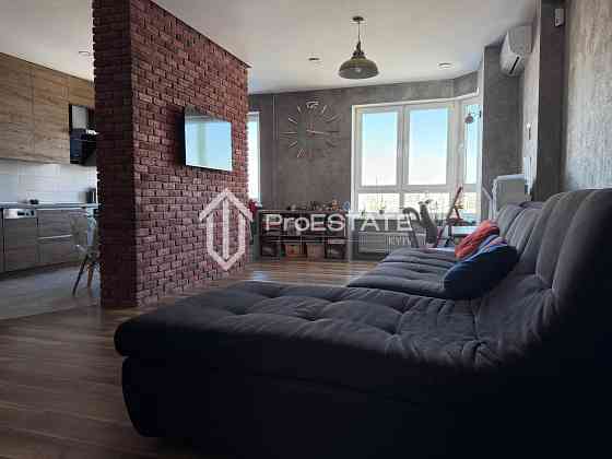 Продаж Квартира 2-кімнатна, 11/18 поверх на вул. Мишуги Александра Киев