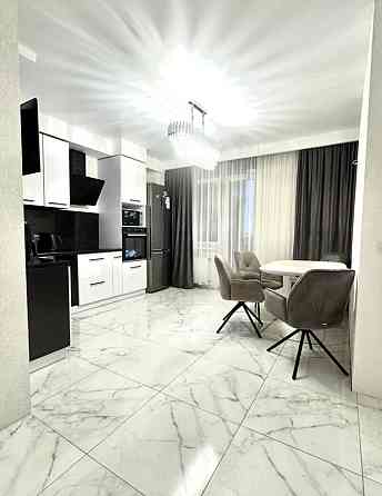 Продаж Квартира 2-кімнатна, 12/23 поверх на Жаботинского ул., 56а Odessa