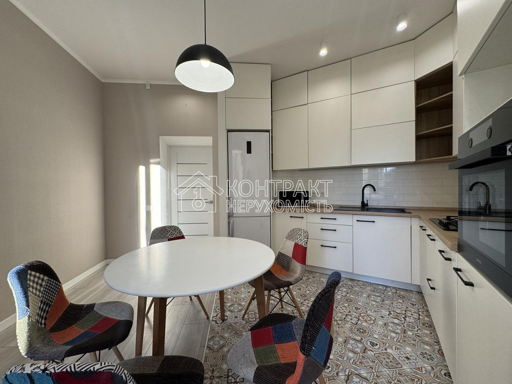 Продаж Квартира 3-кімнатна, 3/5 поверх на вул. Кримська Харків - фото 2